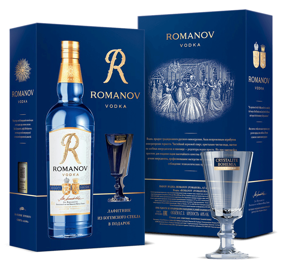 Водка Romanov 0,7 в подарочной упаковке.